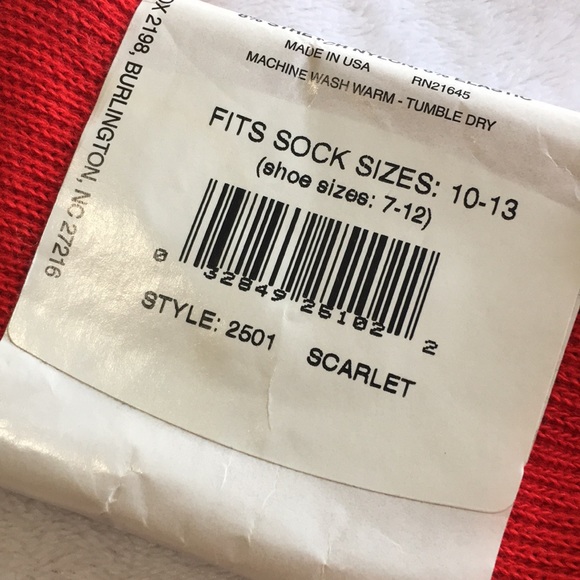 Triple Play scarlet multi-sport socks. Fits sock size 10-13 shoe size 7-12 NWT - Picture 4 of 5